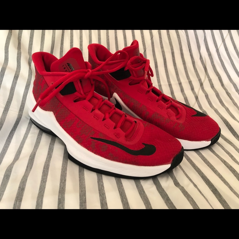 Nike Air Max Infuriate size 7 sneakers shoes